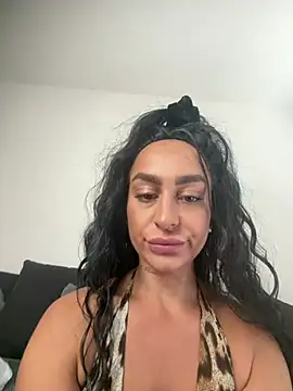 Snapshot of AyshaShirin chatting on July 22, 12:08 pm AyshaShirin online show from July 22, 12:08 pm