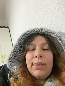 ninaa81 online show from August 1, 12:21 am