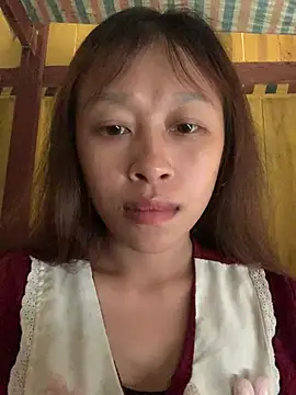 Snapshot of Girl-wet123 chatting on August 1, 4:01 am Girl-wet123 online show from August 1, 4:01 am