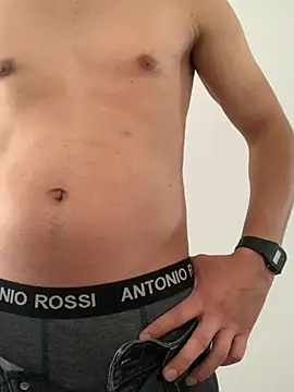 TitanXL online show from July 26, 1:29 pm