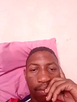 Snapshot of mlaakay chatting on July 30, 9:52 am mlaakay online show from July 30, 9:52 am