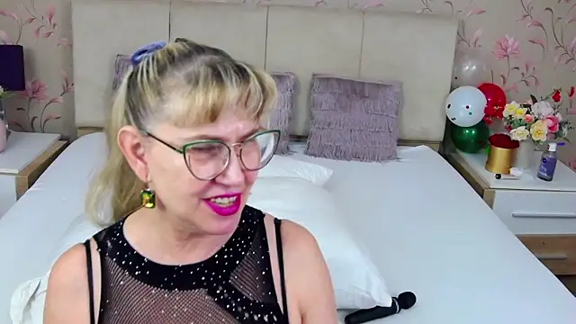 MatureMariah online show from January 11, 10:51 pm