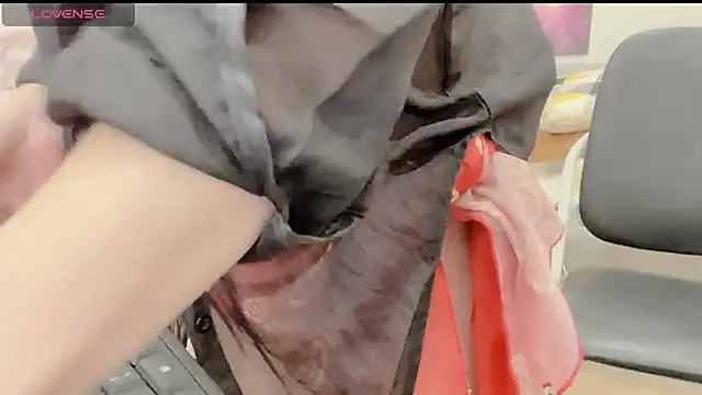 Snapshot of Katy_Bae chatting on January 16, 3:34 am Katy Bae online show from January 16, 3:34 am