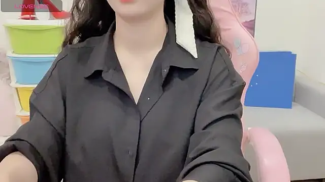 Snapshot of Katy_Bae chatting on March 22, 6:43 am Katy Bae online show from March 22, 6:43 am