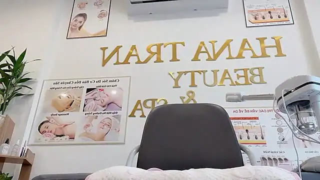 Snapshot of Katy_Bae chatting on October 8, 4:10 am Katy Bae online show from October 8, 4:10 am