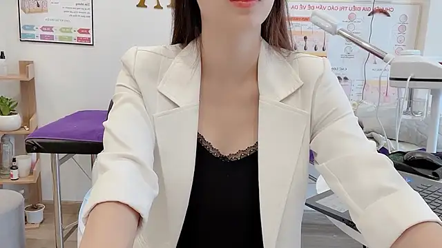 Snapshot of Katy_Bae chatting on November 7, 4:45 am Katy Bae online show from November 7, 4:45 am