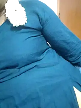 Jillukutty143 online show from July 22, 4:43 pm