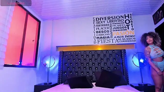 riri brunnete online show from February 7, 2:04 pm