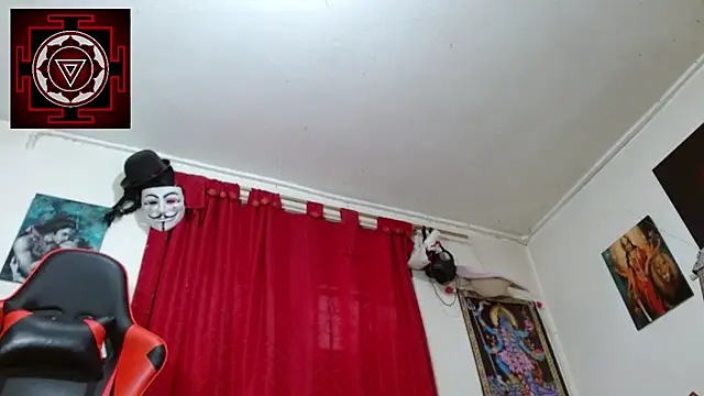 Amanda Valeska online show from December 18, 5:41 pm