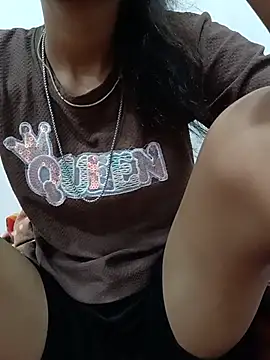 Snapshot of sexysalu33 chatting on August 6, 4:31 pm sexysalu33 online show from August 6, 4:31 pm