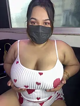 Snapshot of Sana_Vibes chatting on July 31, 8:36 am Sana Vibes online show from July 31, 8:36 am