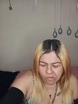 Snapshot of Isabellabrown43 chatting on August 1, 12:54 am Isabellabrown43 online show from August 1, 12:54 am