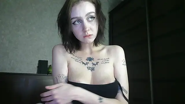 Snapshot of Mira_c chatting on July 26, 10:16 pm Mira c online show from July 26, 10:16 pm