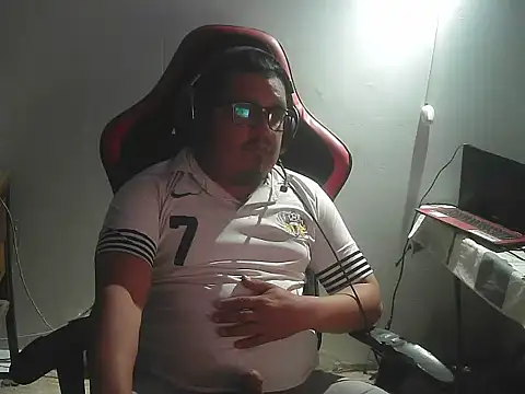 CapitanFalcom online show from November 21, 5:39 am