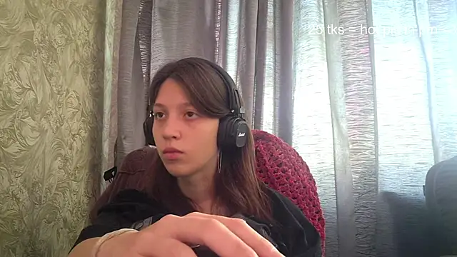 Snapshot of CornyPlaten chatting on July 28, 11:17 am CornyPlaten online show from July 28, 11:17 am
