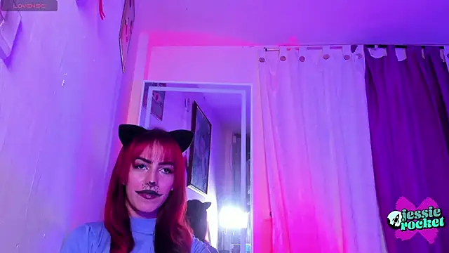 Snapshot of jessierocketx chatting on October 29, 9:49 pm jessierocketx online show from October 29, 9:49 pm