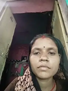Snapshot of Hot_priya835 chatting on July 31, 6:02 am Hot priya835 online show from July 31, 6:02 am