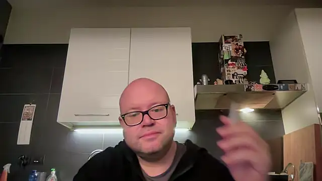 theitalianbear online show from October 23, 3:17 am