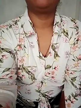 Snapshot of Avni_Yadav_001 chatting on July 28, 5:03 am Avni Yadav 001 online show from July 28, 5:03 am