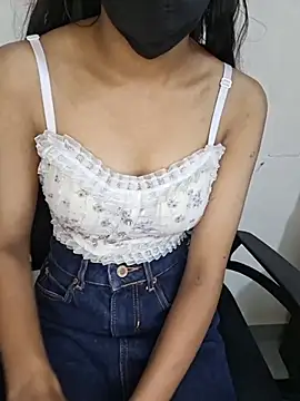 Snapshot of MISS-JIYA- chatting on July 28, 3:24 am MISS-JIYA- online show from July 28, 3:24 am