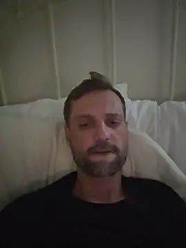 Snapshot of Goodfellaz186 chatting on July 25, 12:14 pm Goodfellaz186 online show from July 25, 12:14 pm
