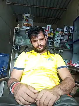 Snapshot of Atulmishr chatting on July 28, 11:28 am Atulmishr online show from July 28, 11:28 am