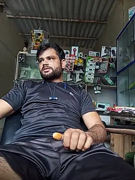 Snapshot of Atulmishr chatting on July 30, 6:23 am Atulmishr online show from July 30, 6:23 am