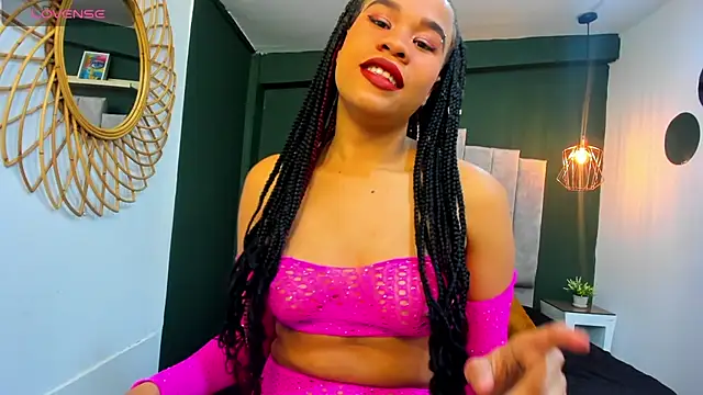 Snapshot of Destiny_Jackson chatting on July 29, 3:37 am Destiny Jackson online show from July 29, 3:37 am