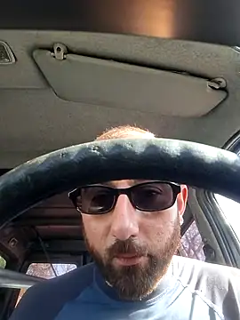 Snapshot of galgo77 chatting on July 30, 4:17 pm galgo77 online show from July 30, 4:17 pm
