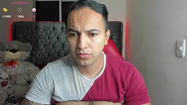 mrloganfuck1 online show from May 1, 5:45 am