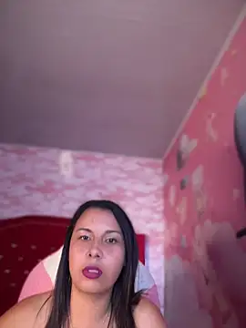 Snapshot of Angely_LS chatting on July 28, 8:12 pm Angely LS online show from July 28, 8:12 pm