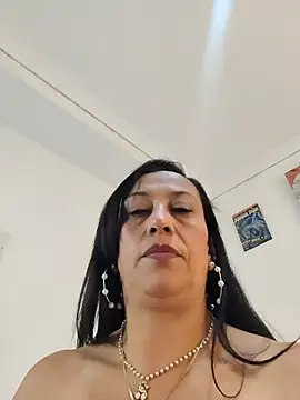 Snapshot of NorixaPriveM chatting on August 6, 1:18 am NorixaPriveM online show from August 6, 1:18 am