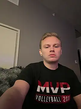 trolledpollo online show from July 31, 1:38 am