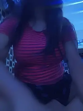 Hotty Bitch69 online show from July 29, 6:33 am