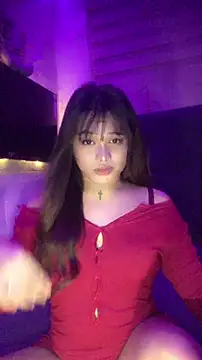 FoxxyJesa online show from May 3, 2:45 pm
