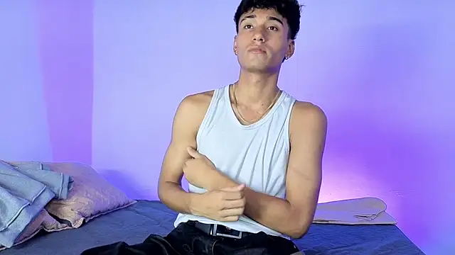 Matias dirtyboy  online show from August 6, 7:27 pm