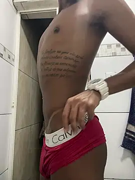 linickvinicius online show from August 1, 2:22 am