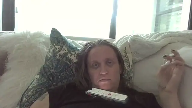 Snapshot of Jenonthecock chatting on July 31, 5:12 pm Jenonthecock online show from July 31, 5:12 pm