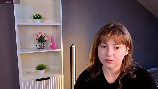 Snapshot of Yumi-Nevada chatting on August 4, 1:09 am Yumi-Nevada online show from August 4, 1:09 am