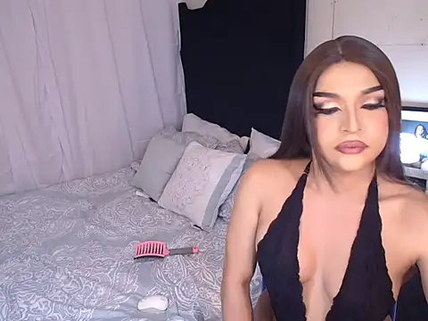 Snapshot of AubreyMyles chatting on August 5, 10:07 am AubreyMyles online show from August 5, 10:07 am