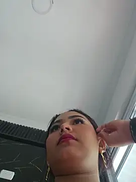 Snapshot of Andrea_Rocceri chatting on August 1, 1:54 pm Andrea Rocceri online show from August 1, 1:54 pm