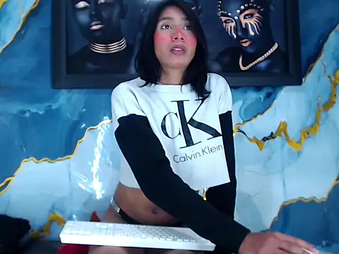 Snapshot of Valeria_Kat chatting on August 2, 5:28 am Valeria Kat online show from August 2, 5:28 am