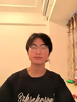 Snapshot of WAngBen_ chatting on August 2, 11:52 am WAngBen online show from August 2, 11:52 am