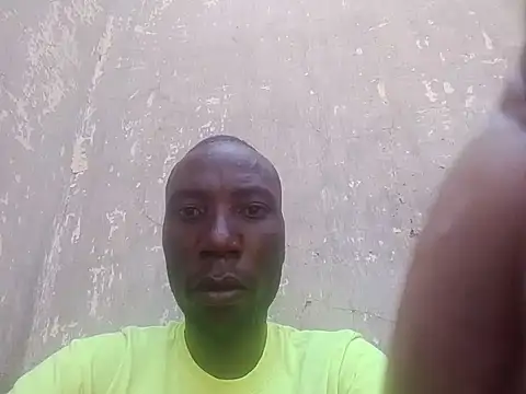 Snapshot of ebonydick254 chatting on August 5, 9:23 am ebonydick254 online show from August 5, 9:23 am