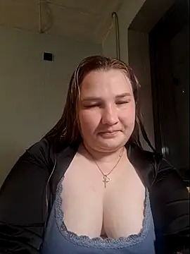 Snapshot of Jullia000 chatting on August 2, 9:13 pm Jullia000 online show from August 2, 9:13 pm