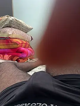 make you cum 00 online show from August 4, 6:38 am