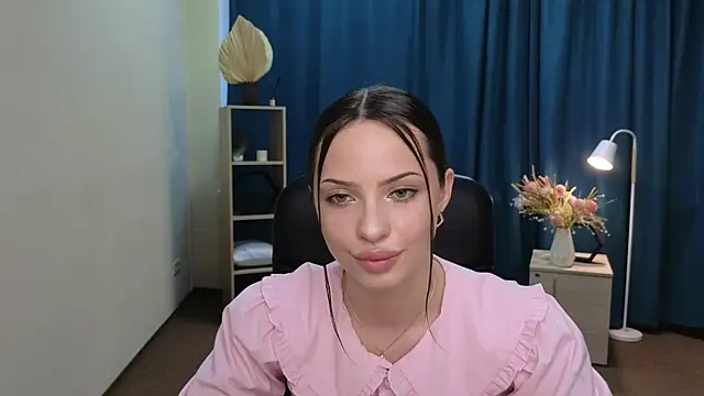 Snapshot of JaquelineMailey chatting on August 6, 3:52 am JaquelineMailey online show from August 6, 3:52 am