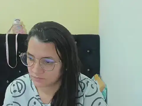 MARILYN GARCIA online show from December 21, 3:42 pm