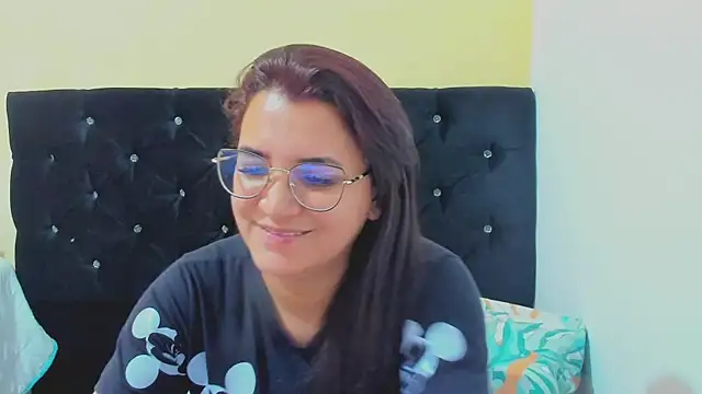 MARILYN GARCIA online show from December 28, 6:08 pm