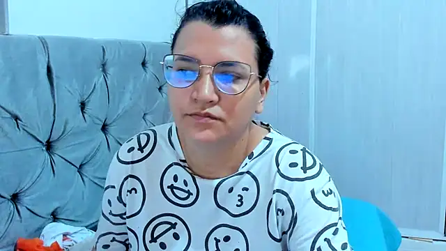 MARILYN GARCIA online show from January 15, 2:56 pm